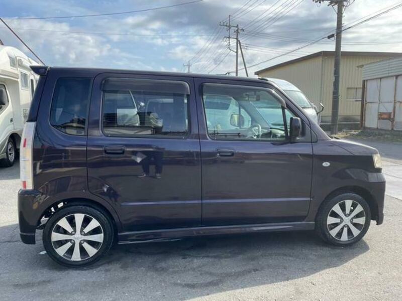 WAGON R