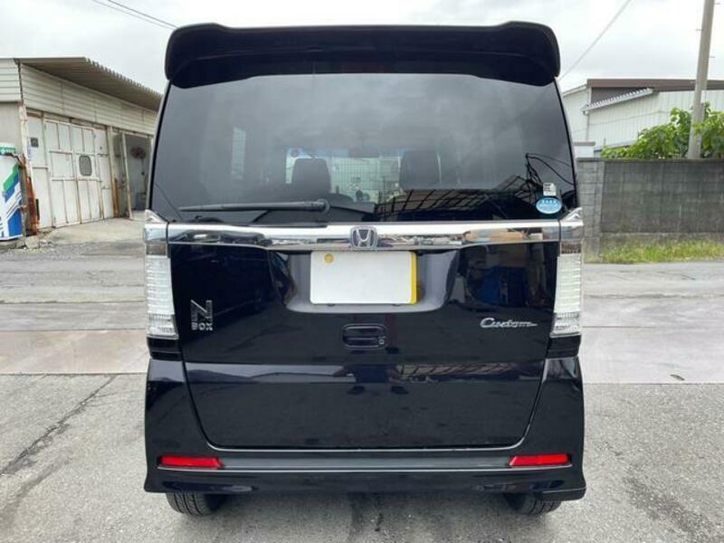 N BOX CUSTOM