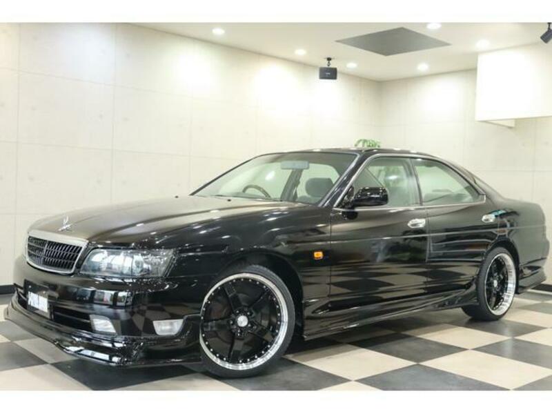 NISSAN LAUREL