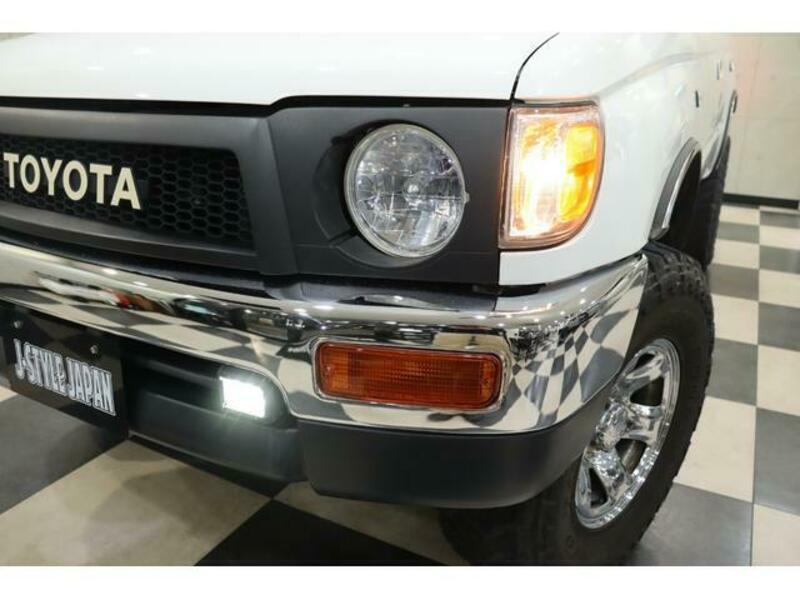 HILUX SURF