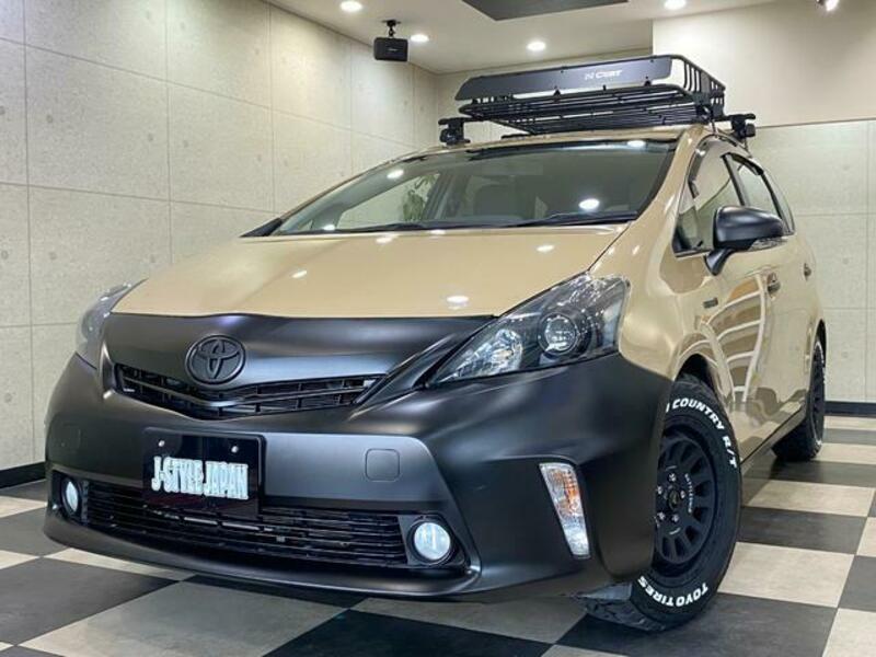 PRIUS ALPHA