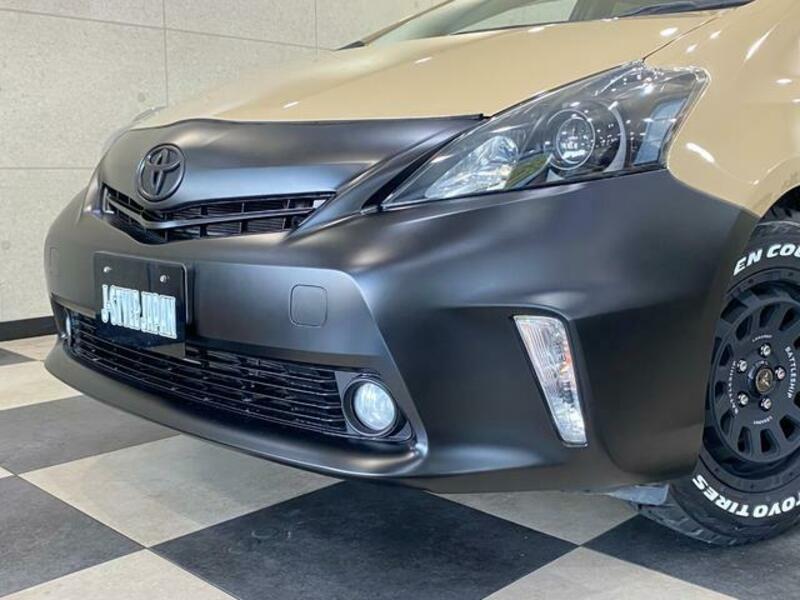 PRIUS ALPHA