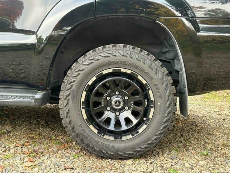 HILUX SURF