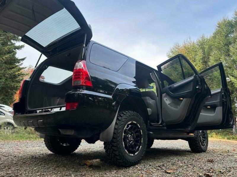 HILUX SURF