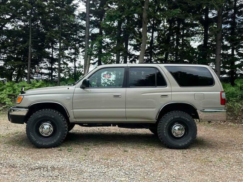 HILUX SURF