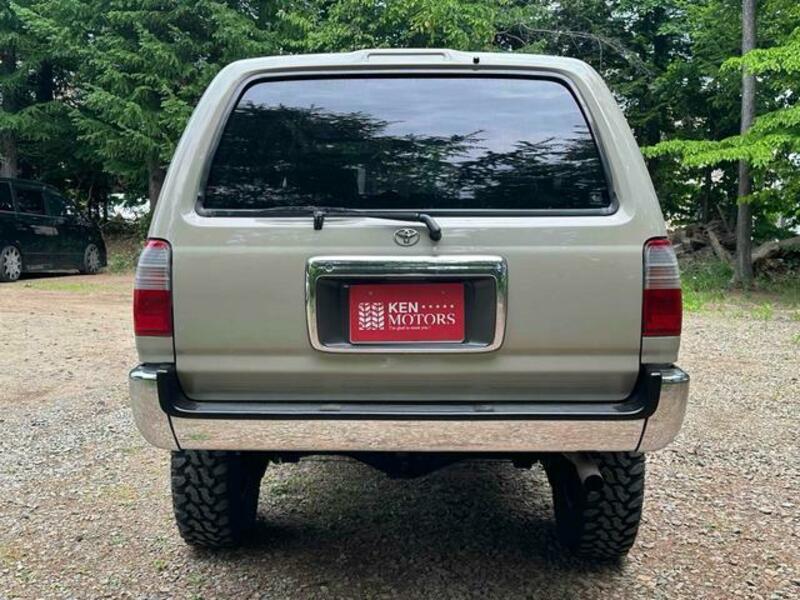 HILUX SURF