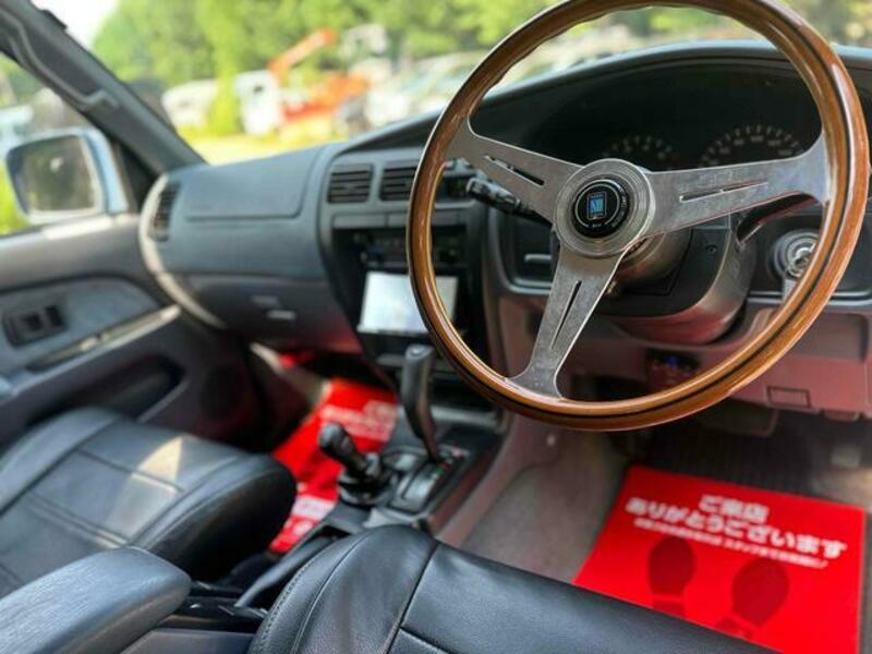 HILUX SURF