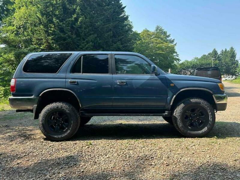 HILUX SURF