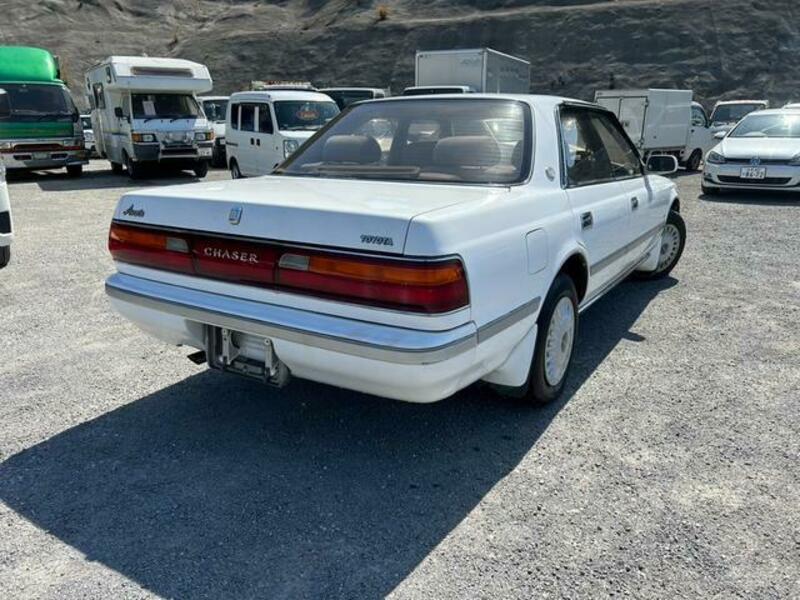 CHASER