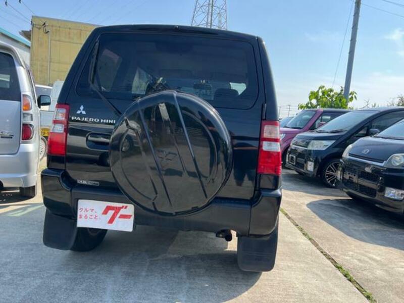 PAJERO MINI