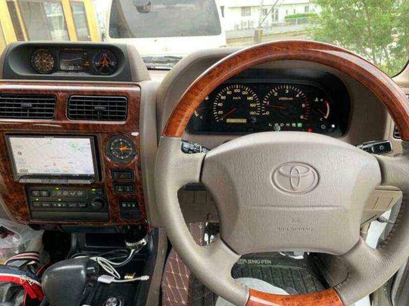 LAND CRUISER PRADO