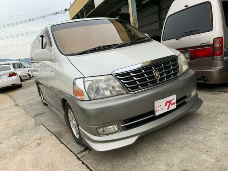 GRAND HIACE