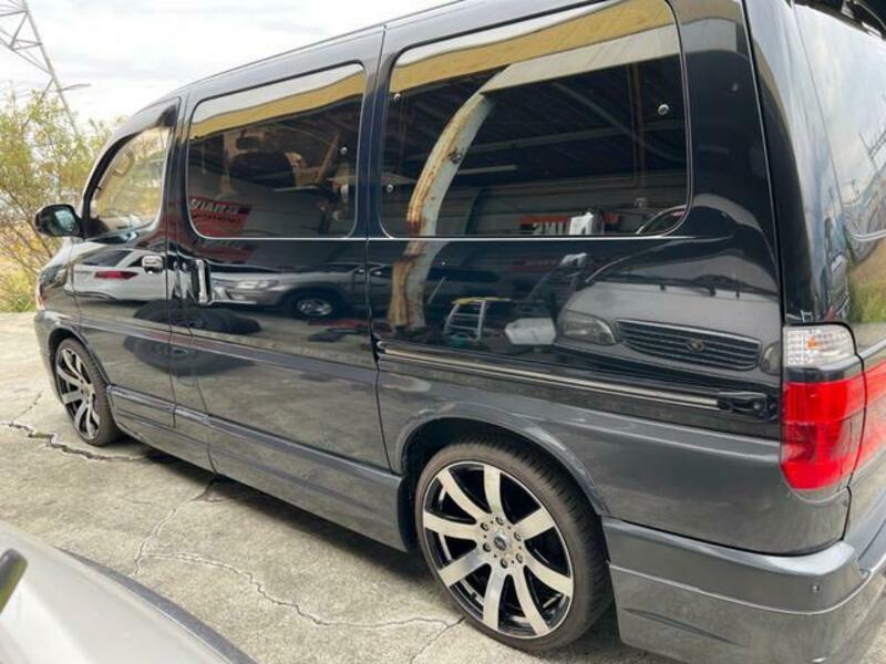 GRAND HIACE