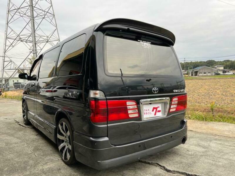 GRAND HIACE