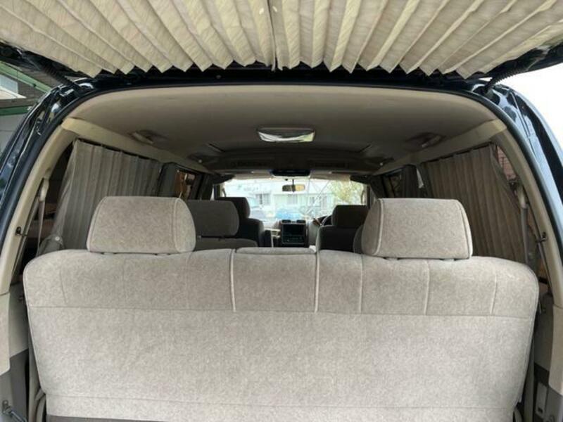 GRAND HIACE
