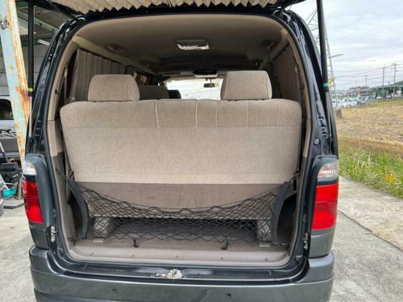 GRAND HIACE