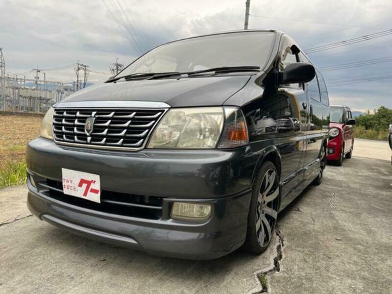 TOYOTA GRAND HIACE
