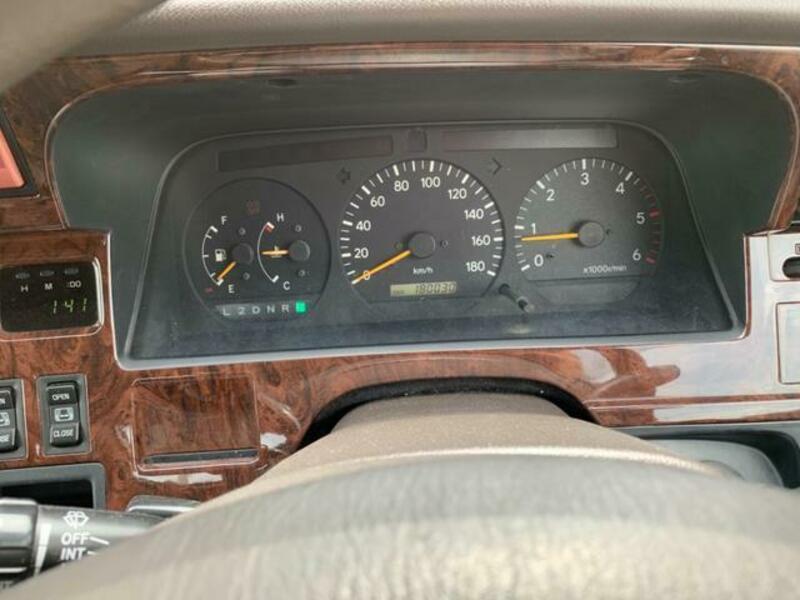HIACE WAGON