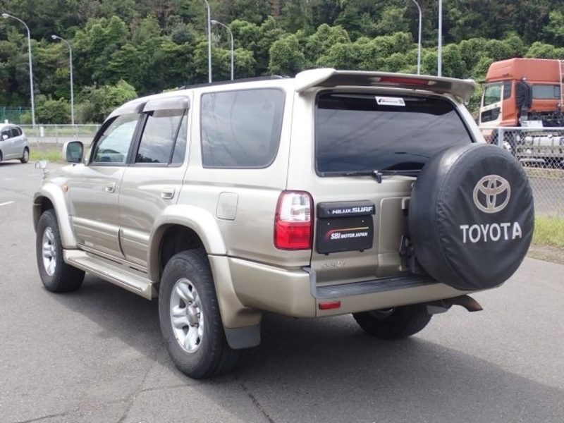 HILUX SURF