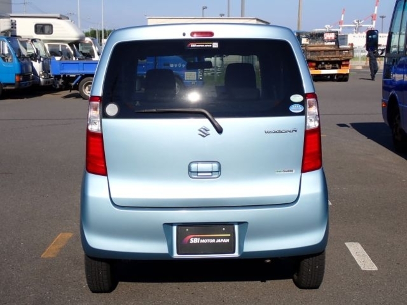 WAGON R