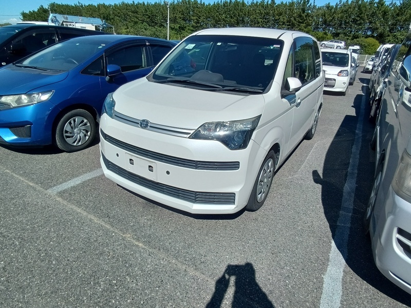 TOYOTA SPADE