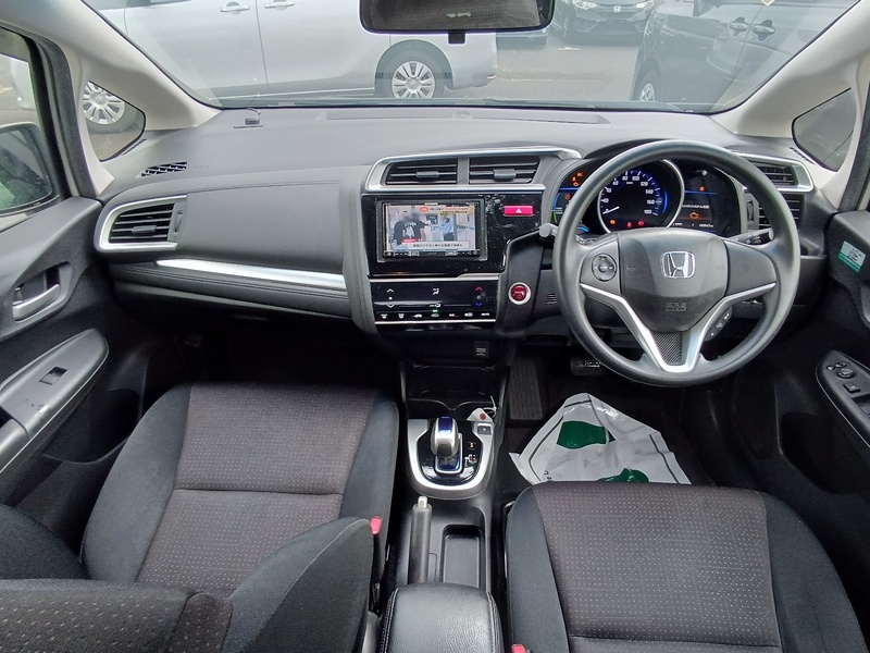 FIT HYBRID