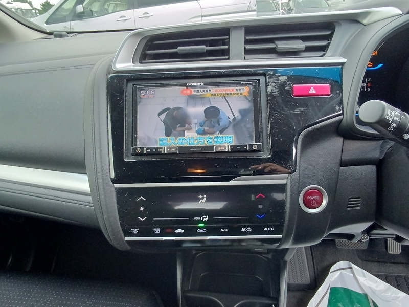 FIT HYBRID