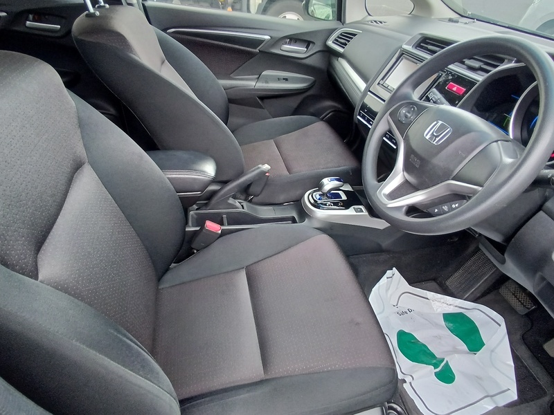 FIT HYBRID