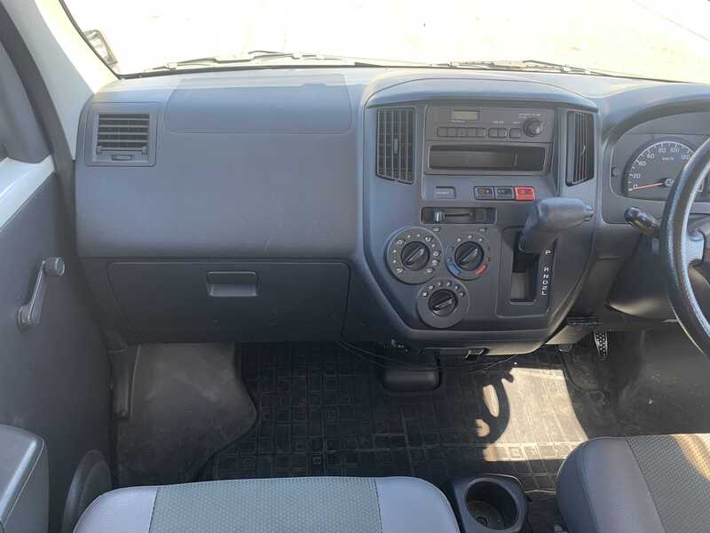 TOWN ACE VAN