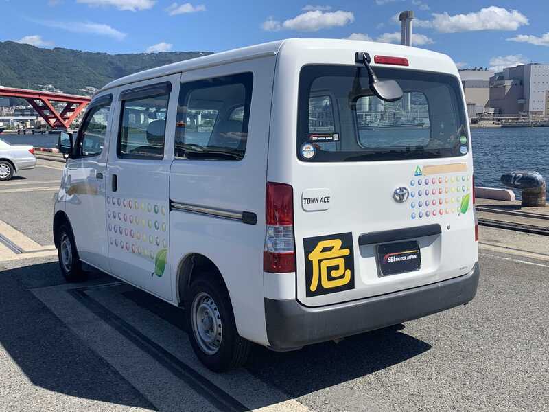 TOWN ACE VAN