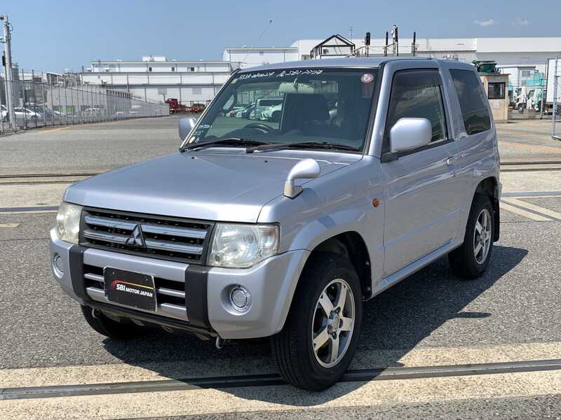 MITSUBISHI PAJERO MINI
