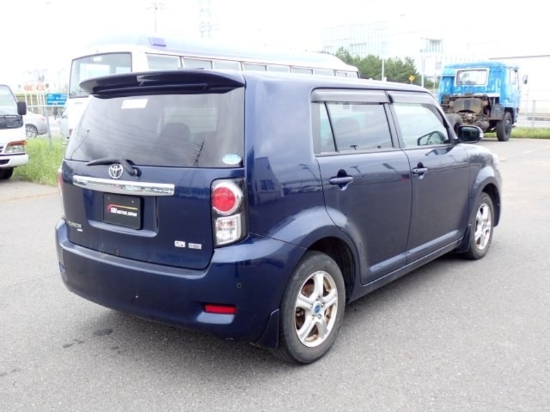 COROLLA RUMION