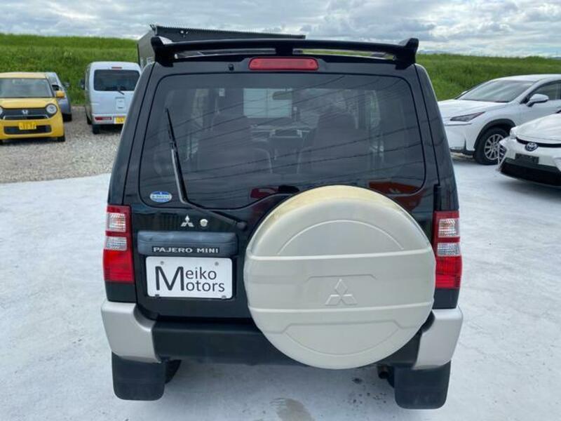 PAJERO MINI