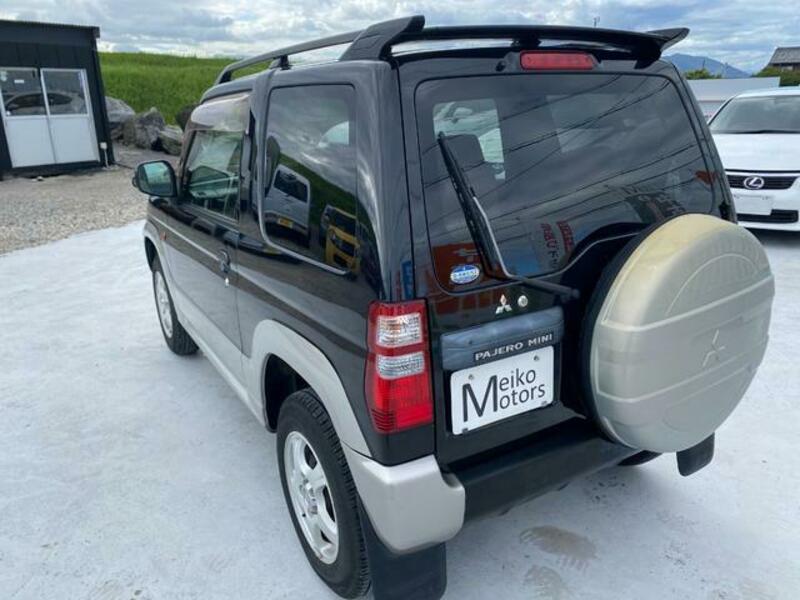 PAJERO MINI
