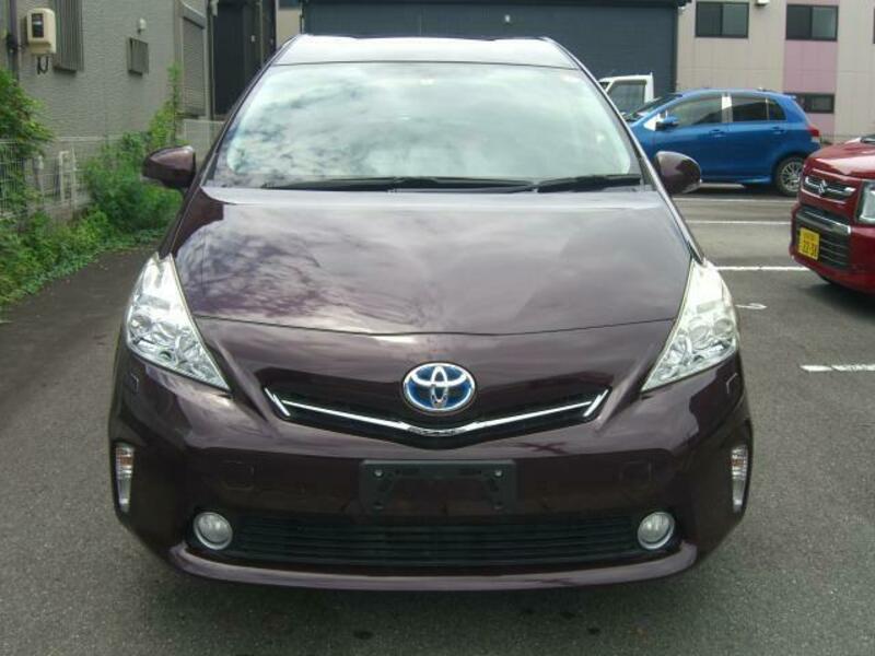 PRIUS ALPHA