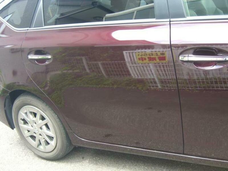 PRIUS ALPHA
