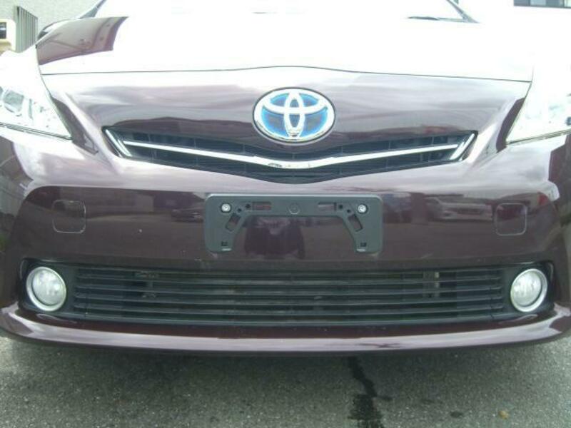 PRIUS ALPHA