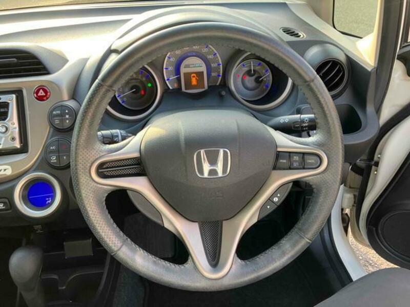 FIT HYBRID