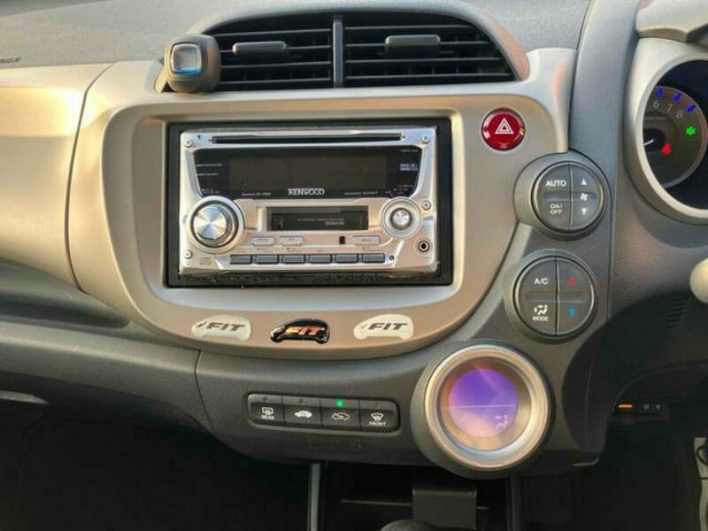 FIT HYBRID