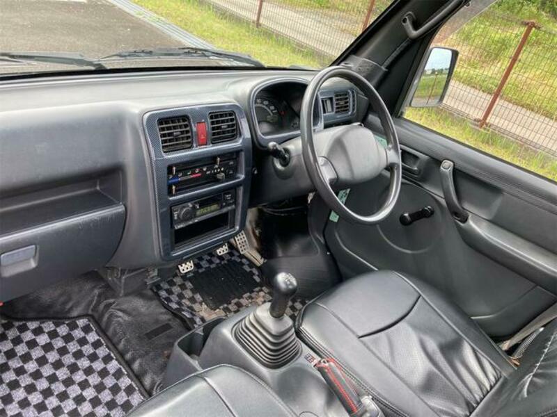 CARRY TRUCK