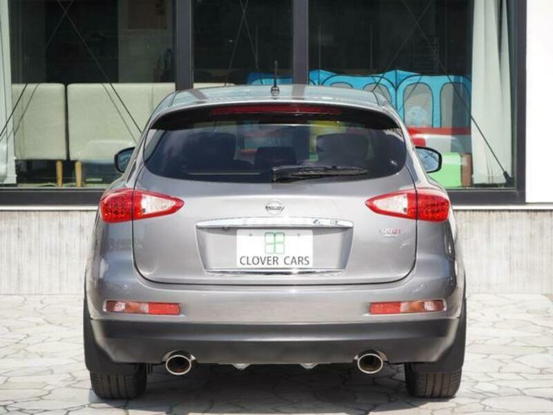 SKYLINE CROSSOVER