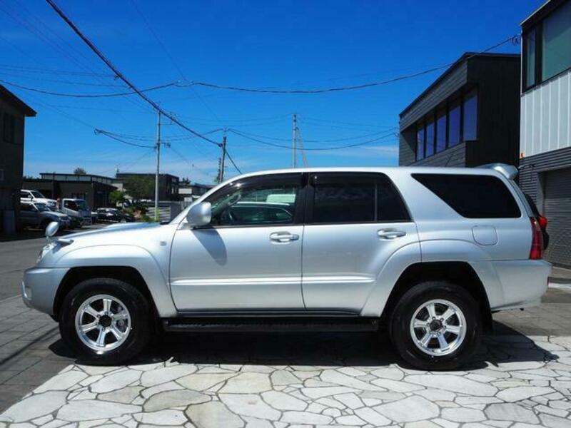 HILUX SURF