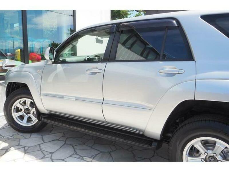 HILUX SURF