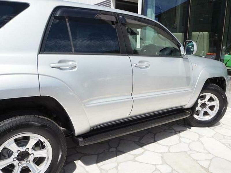 HILUX SURF