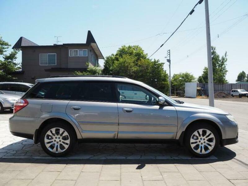LEGACY OUTBACK