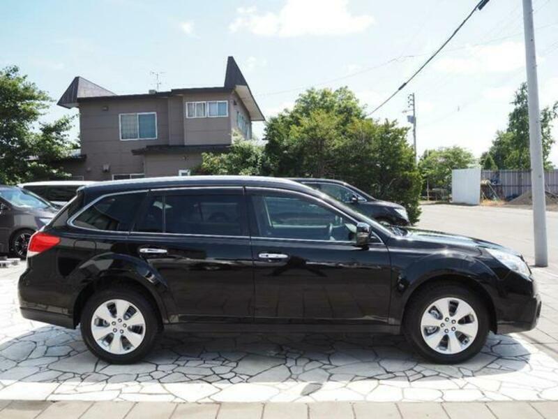 LEGACY OUTBACK