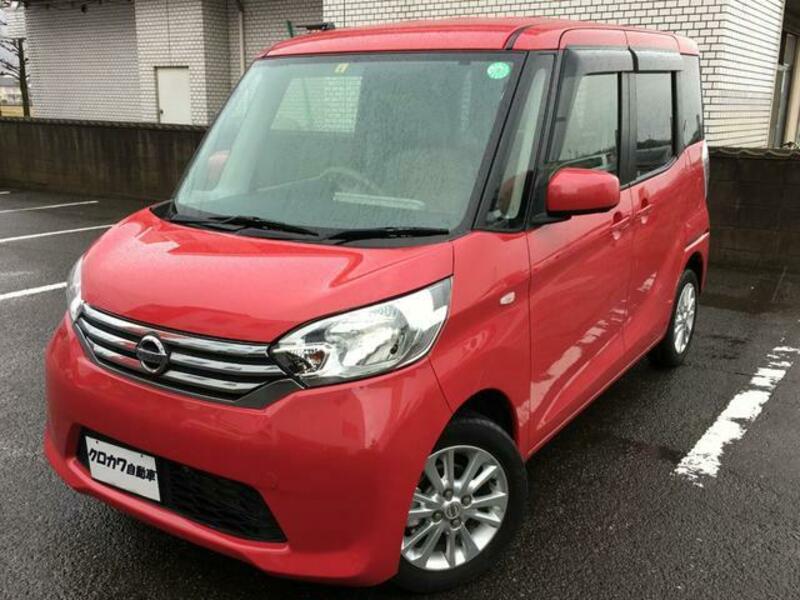NISSAN DAYZ ROOX