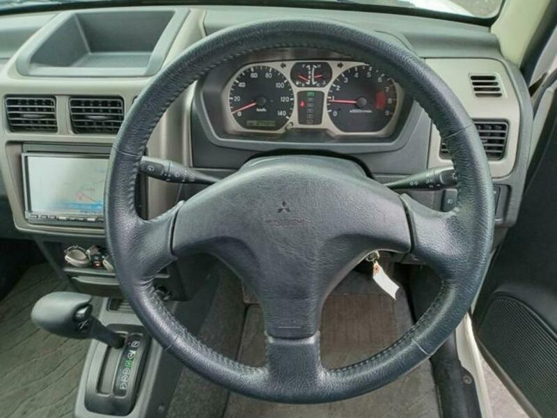 PAJERO MINI