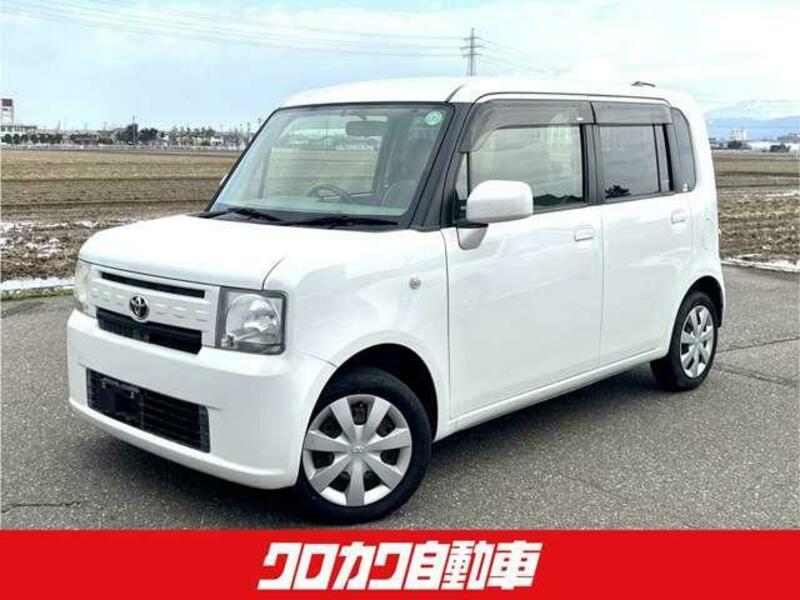 TOYOTA PIXIS SPACE