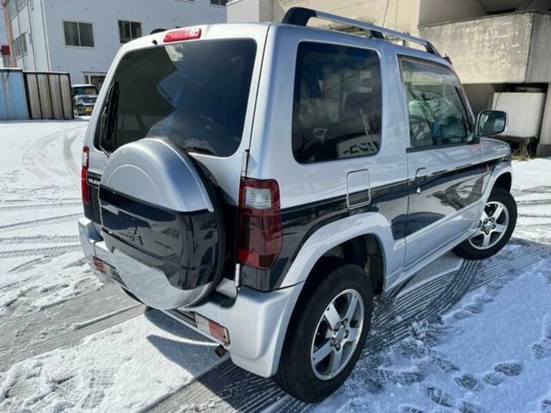 PAJERO MINI